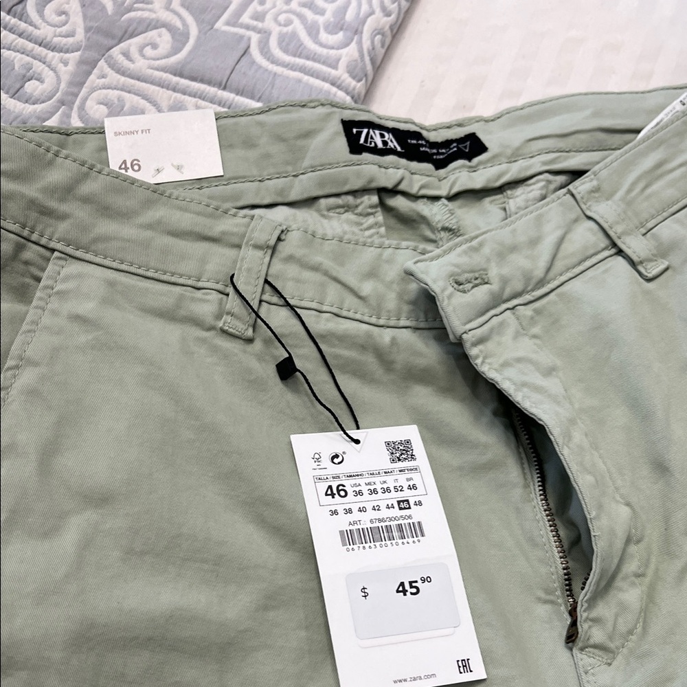 Zara Slim Trousers in Soft Green